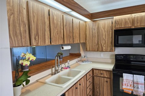 Condominio en venta en Boca Raton, Florida, 2 dormitorios, 128.67 m2 № 1949494 - foto 2