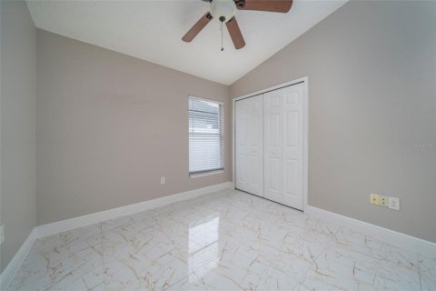 House in Orlando, Florida 3 bedrooms, 125.42 sq.m. № 2105718 - photo 3