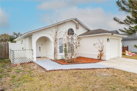 House in Orlando, Florida 3 bedrooms, 125.42 sq.m. № 2105718 - photo 8