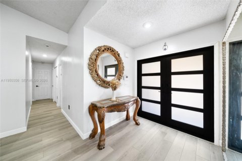 Купить виллу или дом в Хомстед, Флорида 4 спальни, 149.39м2, № 2006524 - фото 3