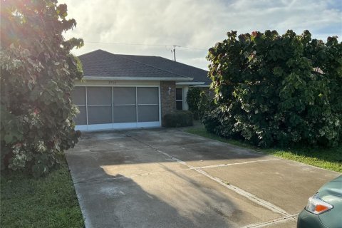 Villa ou maison à North Port, Floride 3 chambres, 151.15 m2 № 2306351