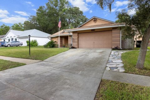 Villa ou maison à vendre à Ocala, Floride: 3 chambres, 156.35 m2 № 1847499 - photo 2