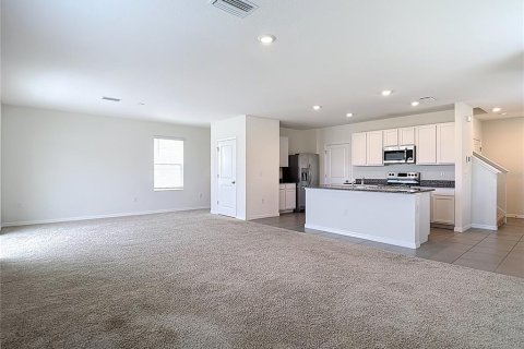 Casa en venta en San Antonio, Florida, 4 dormitorios, 209.96 m2 № 1912567 - foto 9