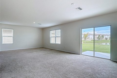 Casa en venta en San Antonio, Florida, 4 dormitorios, 209.96 m2 № 1912567 - foto 20