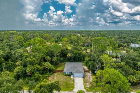 Villa ou maison à vendre à Port Charlotte, Floride: 4 chambres, 171.13 m2 № 2308345 - photo 9