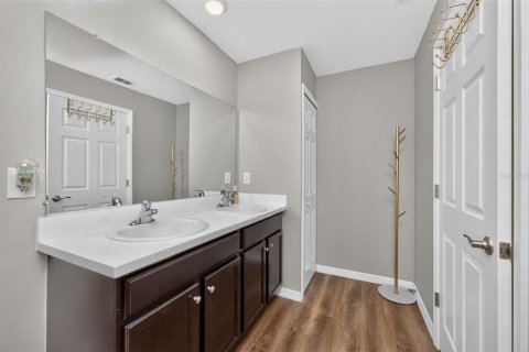 Villa ou maison à vendre à Port Charlotte, Floride: 4 chambres, 171.13 m2 № 2308345 - photo 27