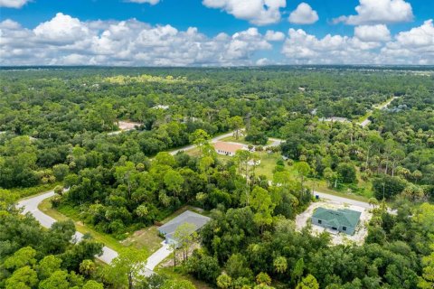 Villa ou maison à vendre à Port Charlotte, Floride: 4 chambres, 171.13 m2 № 2308345 - photo 5