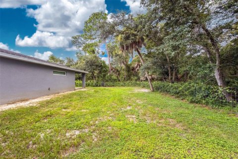 Villa ou maison à vendre à Port Charlotte, Floride: 4 chambres, 171.13 m2 № 2308345 - photo 19