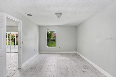 House in Kissimmee, Florida 3 bedrooms, 137.59 sq.m. № 1793343 - photo 13