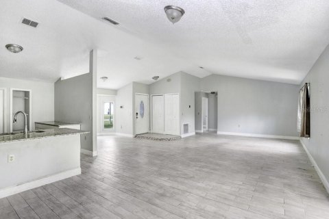 House in Kissimmee, Florida 3 bedrooms, 137.59 sq.m. № 1793343 - photo 7