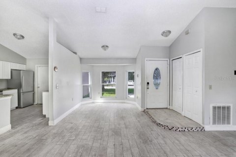 House in Kissimmee, Florida 3 bedrooms, 137.59 sq.m. № 1793343 - photo 8