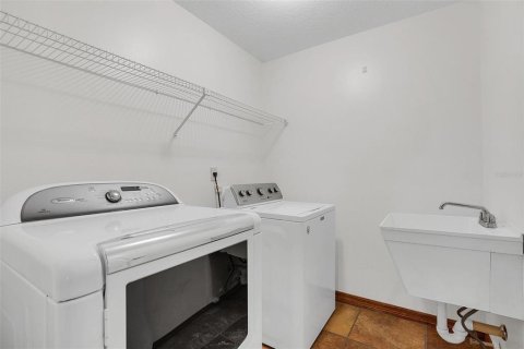 Casa en venta en Kissimmee, Florida, 4 dormitorios, 272.39 m2 № 1366275 - foto 23