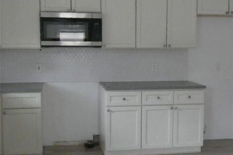 Casa en venta en Sarasota, Florida, 3 dormitorios, 90.58 m2 № 2381178 - foto 3