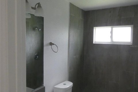 Casa en venta en Sarasota, Florida, 3 dormitorios, 90.58 m2 № 2381178 - foto 5