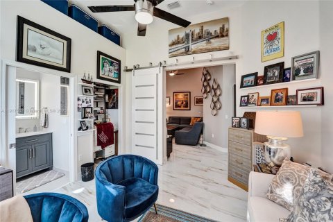 Casa en venta en Pompano Beach, Florida, 3 dormitorios, 182.18 m2 № 1974030 - foto 19