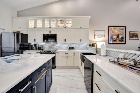 Casa en venta en Pompano Beach, Florida, 3 dormitorios, 182.18 m2 № 1974030 - foto 10