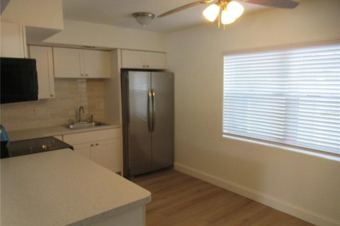 Casa en alquiler en New Port Richey, Florida, 3 dormitorios, 116.41 m2 № 1878166 - foto 5