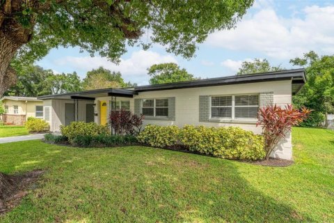 Villa ou maison à louer à Orlando, Floride: 3 chambres, 108.14 m2 № 1902956 - photo 4