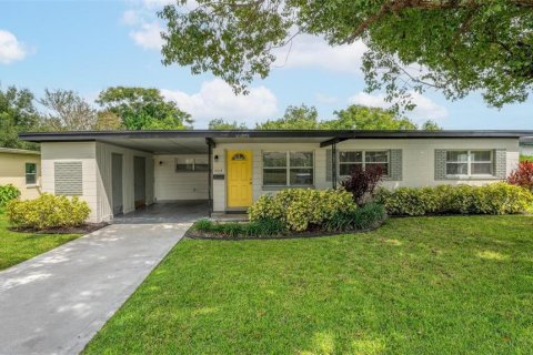 Villa ou maison à louer à Orlando, Floride: 3 chambres, 108.14 m2 № 1902956 - photo 2