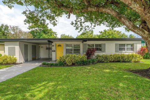 Villa ou maison à louer à Orlando, Floride: 3 chambres, 108.14 m2 № 1902956 - photo 3
