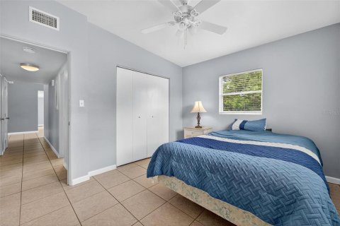 Villa ou maison à louer à Orlando, Floride: 3 chambres, 108.14 m2 № 1902956 - photo 25