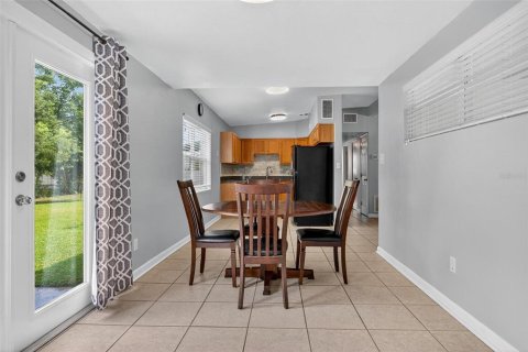 Villa ou maison à louer à Orlando, Floride: 3 chambres, 108.14 m2 № 1902956 - photo 21