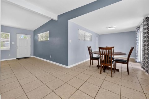 Villa ou maison à louer à Orlando, Floride: 3 chambres, 108.14 m2 № 1902956 - photo 23
