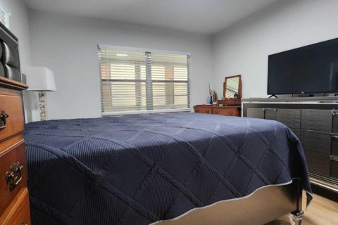 Condominio en alquiler en Deerfield Beach, Florida, 2 dormitorios, 76.18 m2 № 2246797 - foto 12