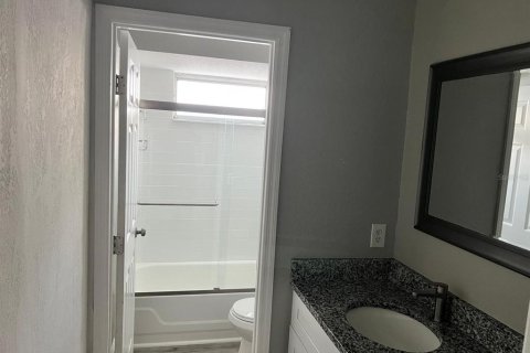 Villa ou maison à vendre à Kissimmee, Floride: 4 chambres, 164.9 m2 № 2144071 - photo 12