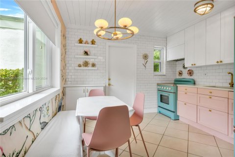 Casa en venta en Hollywood, Florida, 2 dormitorios, 80.82 m2 № 1993357 - foto 9