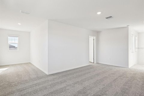 House in Lake Alfred, Florida 4 bedrooms, 221.76 sq.m. № 2394112 - photo 6