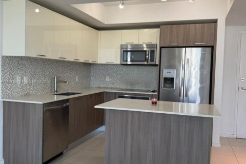 Купить кондоминиум в Дорал, Флорида 2 спальни, 88.26м2, № 1893328 - фото 4