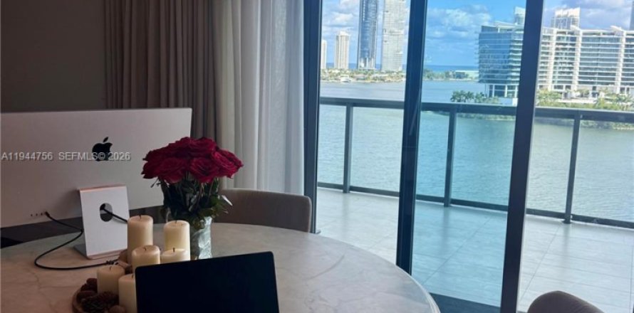 Кондоминиум с 4 спальнями в Авентура, Флорида № 2005892