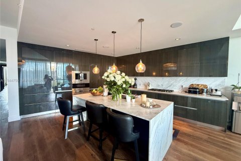 Снять в аренду кондоминиум в Авентура, Флорида 4 спальни, 305.65м2, № 2005892 - фото 3