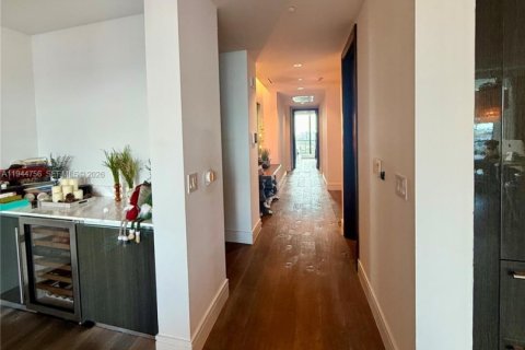 Снять в аренду кондоминиум в Авентура, Флорида 4 спальни, 305.65м2, № 2005892 - фото 9