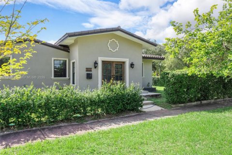 Villa ou maison à louer à Miami Beach, Floride: 3 chambres, 249.35 m2 № 2031621 - photo 2