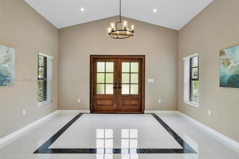 Villa ou maison à louer à Miami Beach, Floride: 3 chambres, 249.35 m2 № 2031621 - photo 5