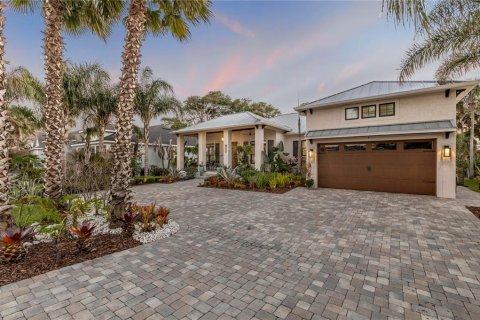 Casa en New Smyrna Beach, Florida 5 dormitorios, 279.82 m2 № 2121243