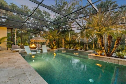 House in New Smyrna Beach, Florida 5 bedrooms, 279.82 sq.m. № 2121243 - photo 13