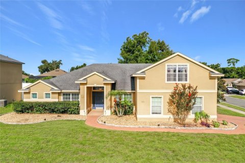 Villa ou maison à vendre à Leesburg, Floride: 4 chambres, 224.82 m2 № 2296219 - photo 3