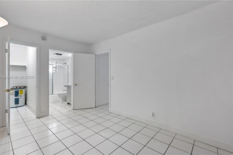 Apartment in Fort Lauderdale, Florida 1 bedroom, 65.03 sq.m. № 1944894 - photo 7