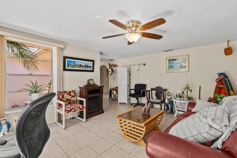 Купить виллу или дом в Гудзон, Флорида 3 комнаты, 137.5м2, № 2201080 - фото 27