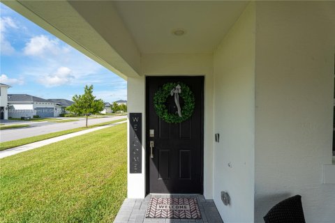 Villa ou maison à louer à Port St. Lucie, Floride: 3 chambres, 134.8 m2 № 1930453 - photo 4