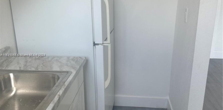 Studio à Miami, Floride № 1748690