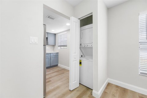 Apartamento en alquiler en Tampa, Florida, 1 dormitorio, 60.39 m2 № 1681371 - foto 5