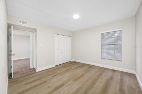 Apartamento en alquiler en Tampa, Florida, 1 dormitorio, 60.39 m2 № 1681371 - foto 11