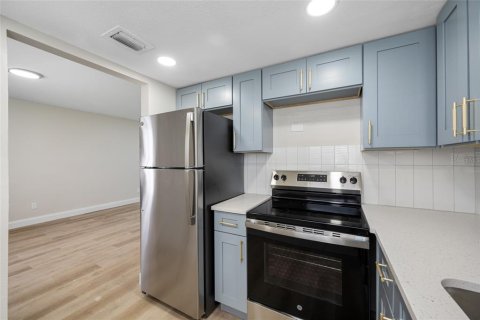 Apartamento en alquiler en Tampa, Florida, 1 dormitorio, 60.39 m2 № 1681371 - foto 4