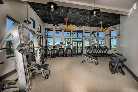 Casa en venta en Wesley Chapel, Florida, 5 dormitorios, 242.38 m2 № 1847222 - foto 17