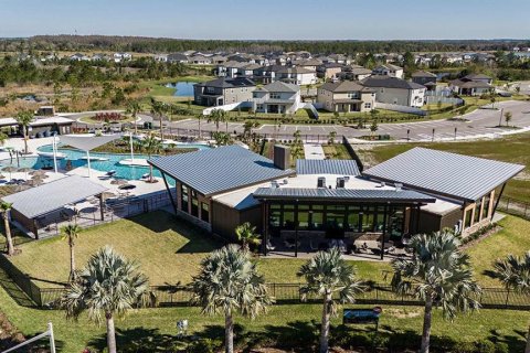 Casa en venta en Wesley Chapel, Florida, 5 dormitorios, 242.38 m2 № 1847222 - foto 14