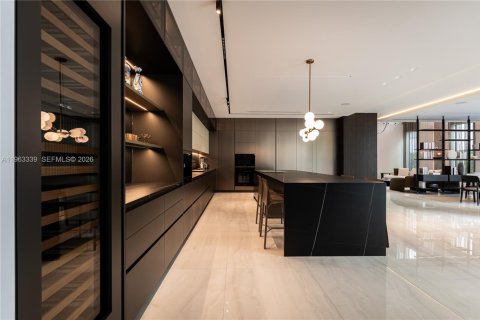 Купить виллу или дом в Дорал, Флорида 5 спален, 377.83м2, № 2025794 - фото 25